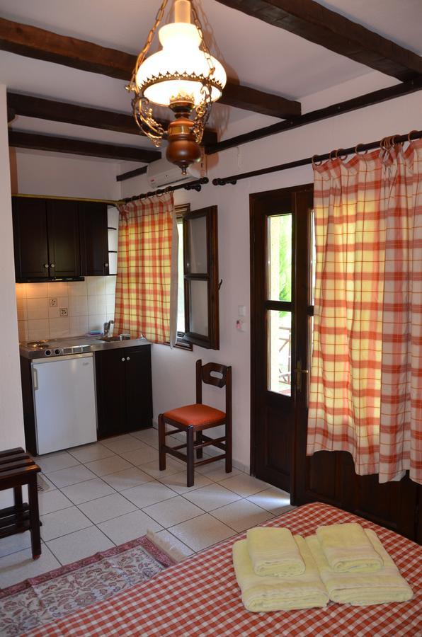 Hotel Maria Chrysi Ammoudia Dış mekan fotoğraf